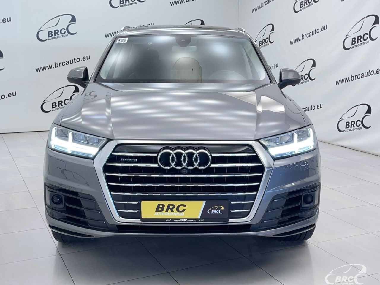 Audi Q7 | 54