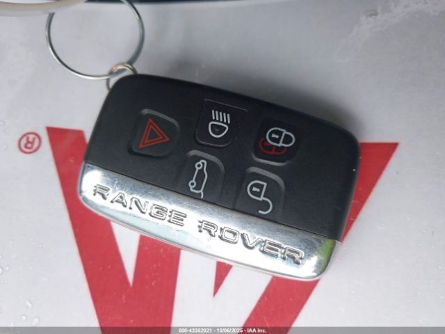 Land Rover Range Rover | 10