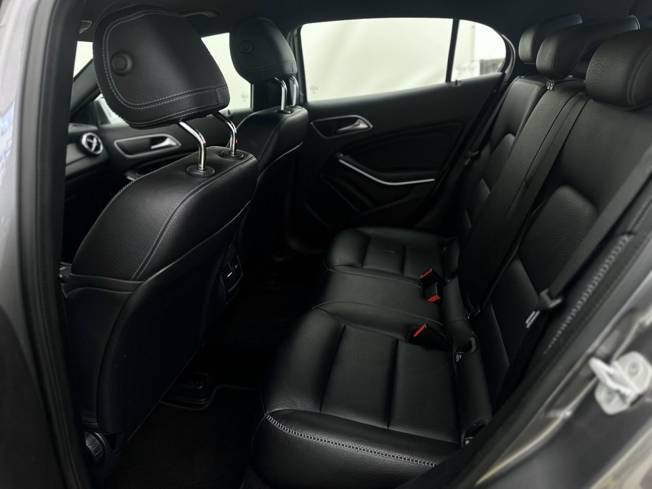 Mercedes-Benz GLA220 | 10