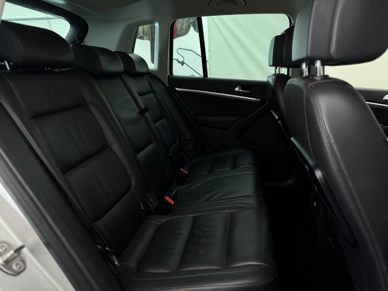 Volkswagen Tiguan | 10