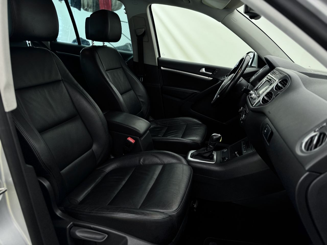 Volkswagen Tiguan | 11