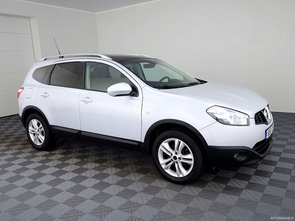 Nissan Qashqai+2