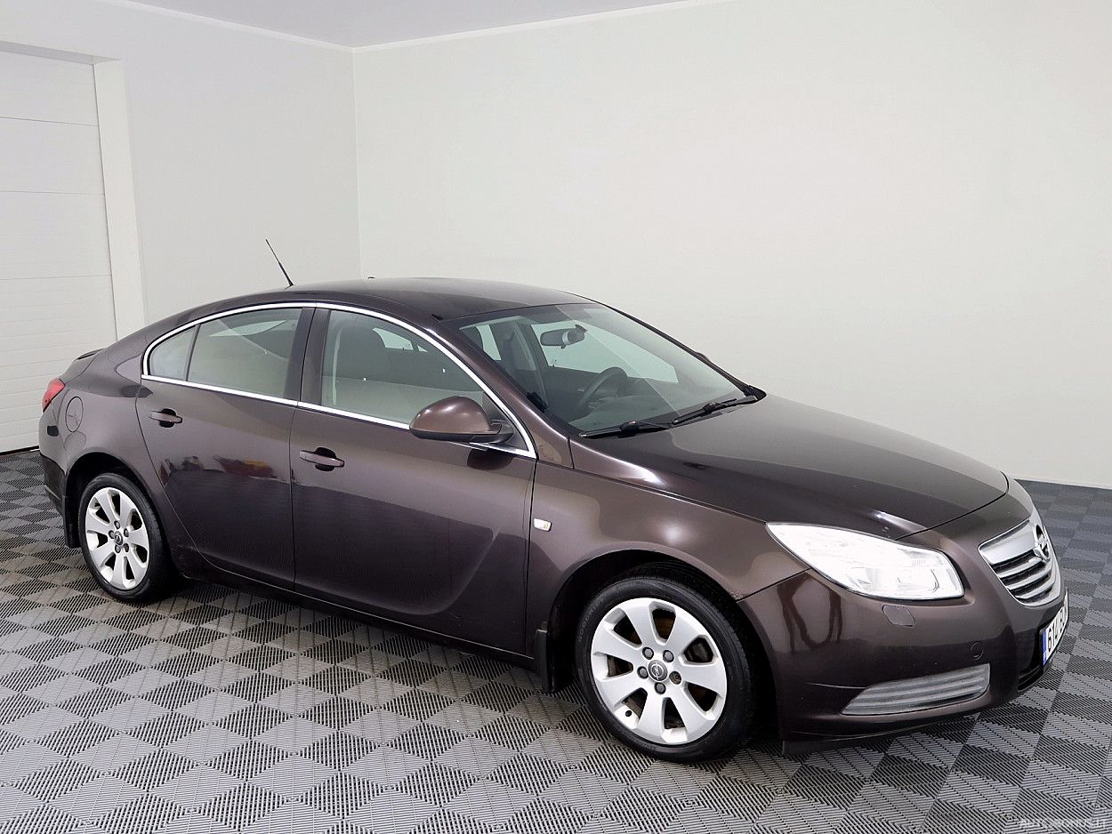 Opel Insignia, 1.8 l., hatchback