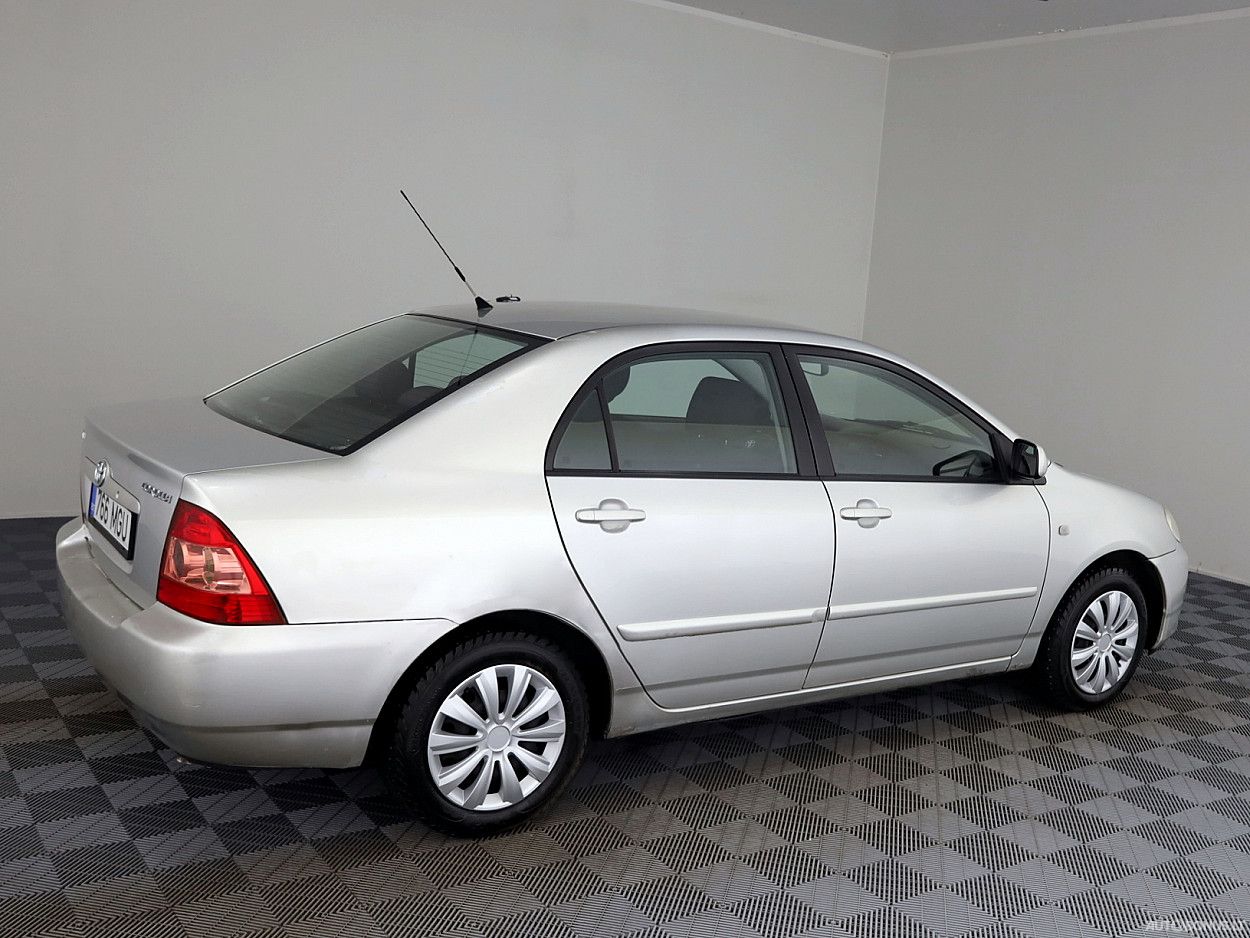 Toyota Corolla | 2