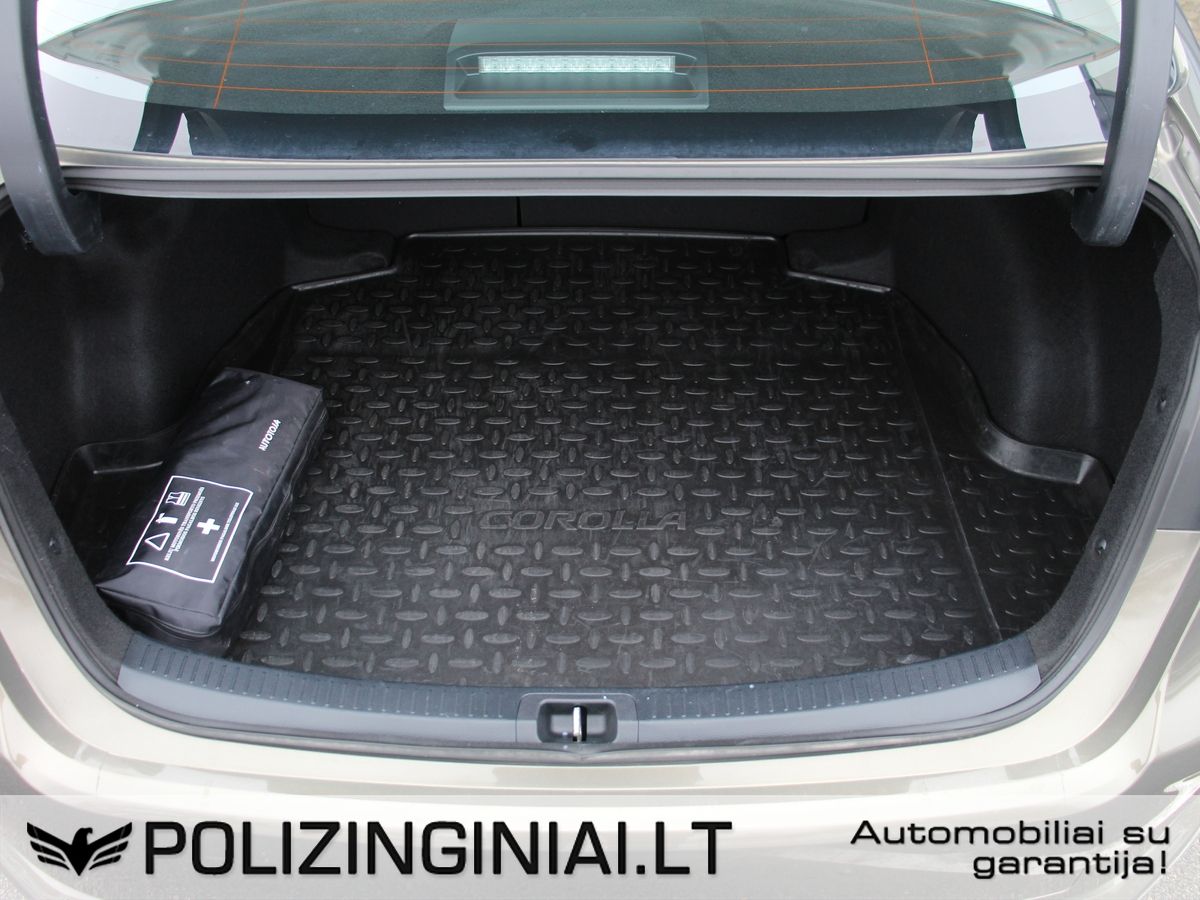 Toyota Corolla | 16
