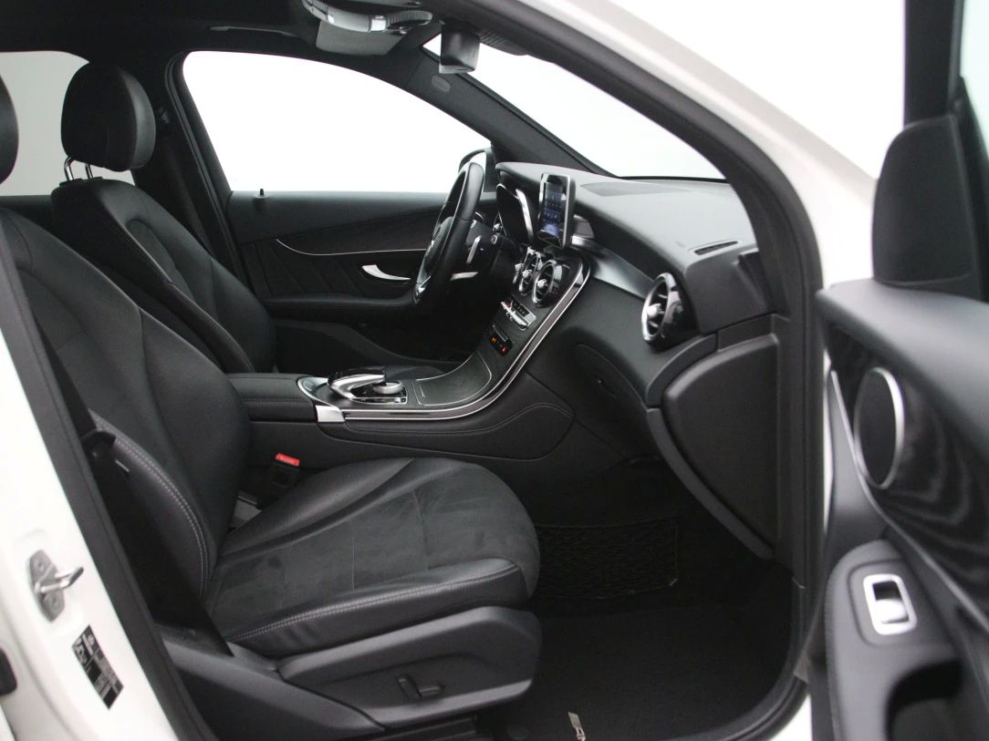 Mercedes-Benz GLC250 | 13