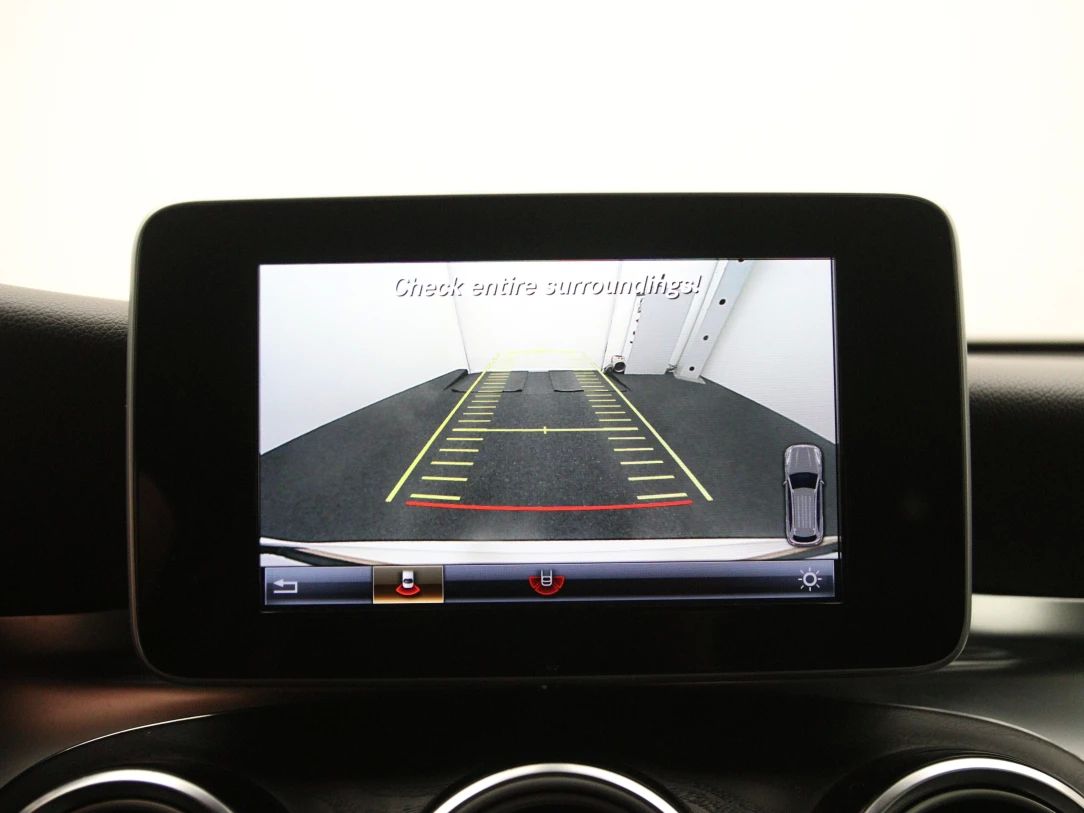 Mercedes-Benz GLC250 | 24