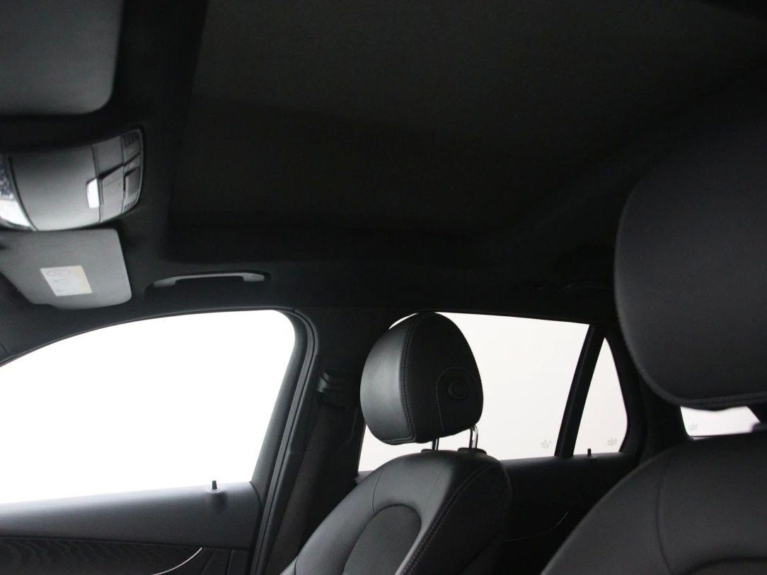 Mercedes-Benz GLC250 | 40