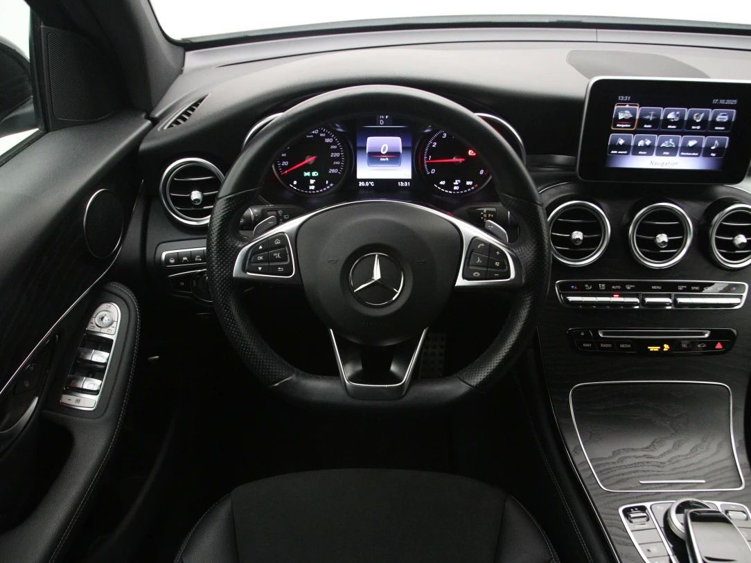 Mercedes-Benz GLC250 | 16
