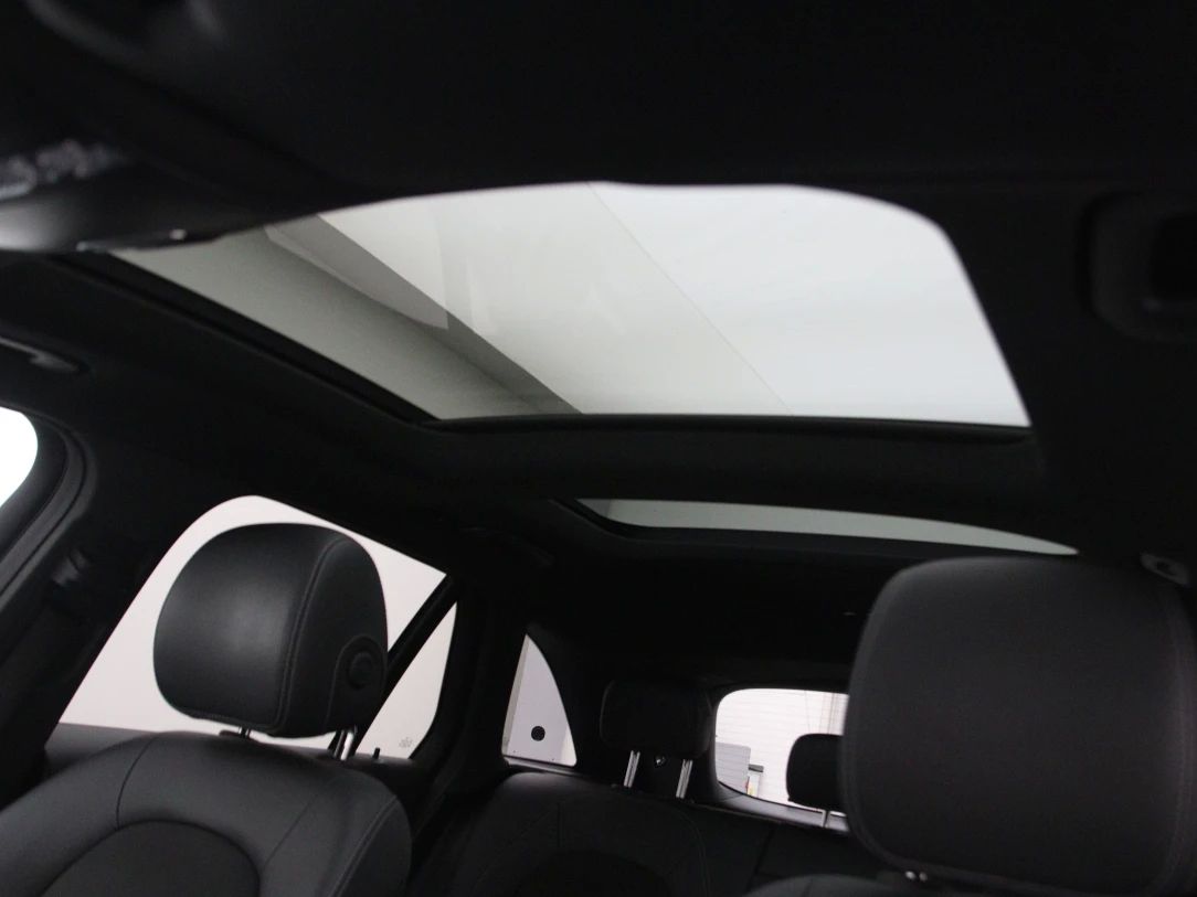 Mercedes-Benz GLC250 | 41