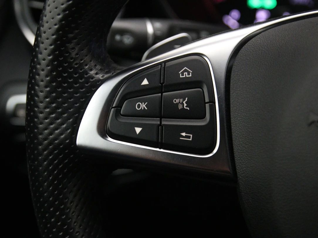 Mercedes-Benz GLC250 | 34