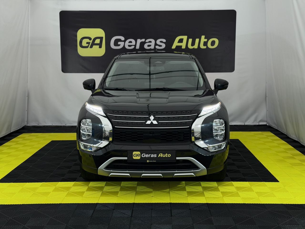 Mitsubishi Outlander | 6