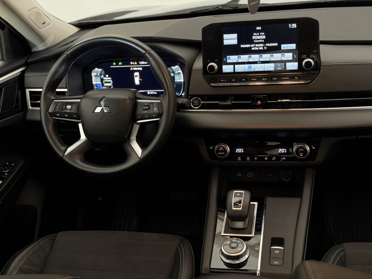 Mitsubishi Outlander | 17