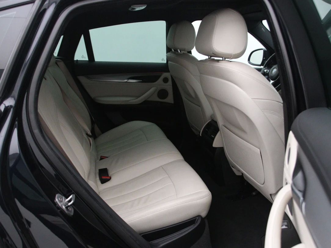 BMW X6 | 14