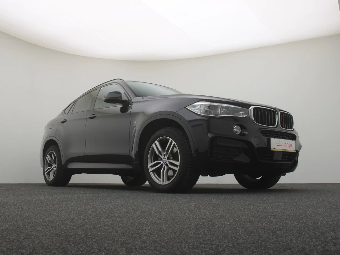BMW X6 | 10