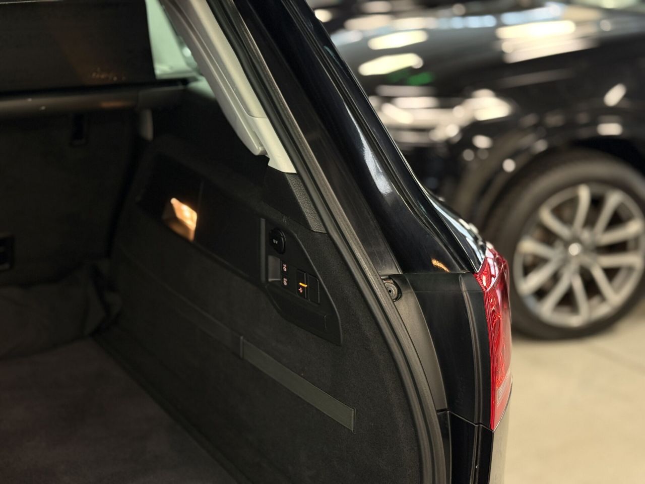 Volkswagen Touareg | 12