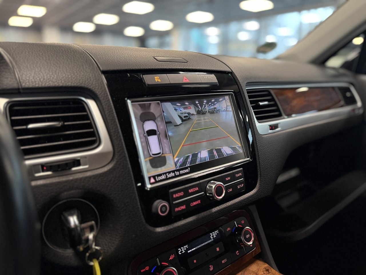 Volkswagen Touareg | 24