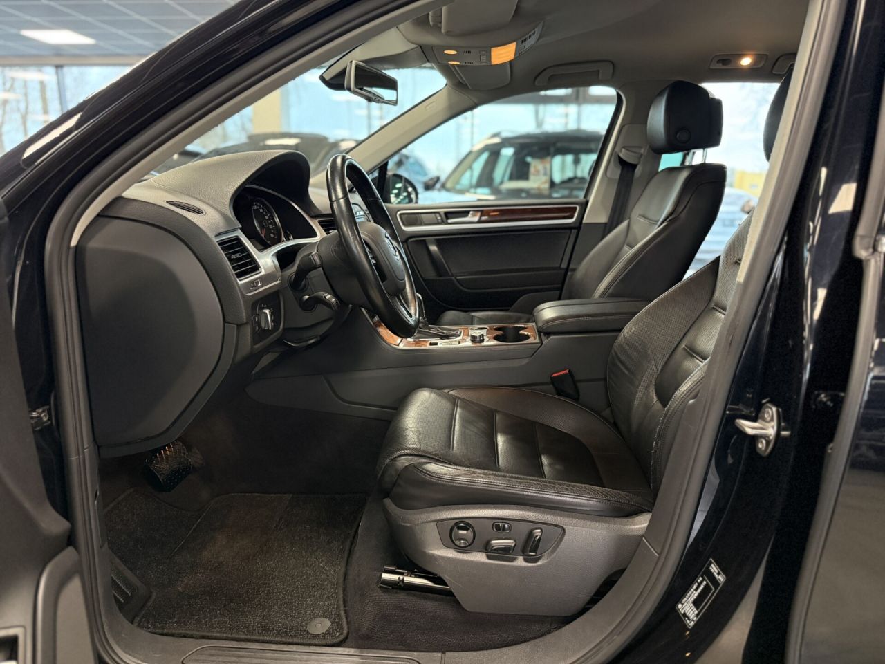 Volkswagen Touareg | 23