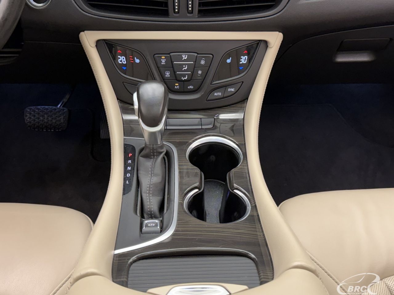 Buick Envision | 18