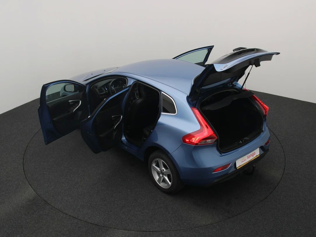 Volvo V40 | 12