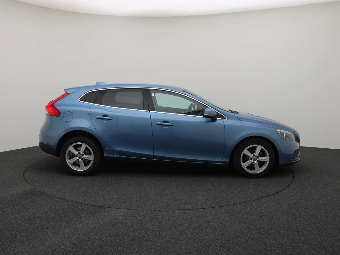 Volvo V40 | 8