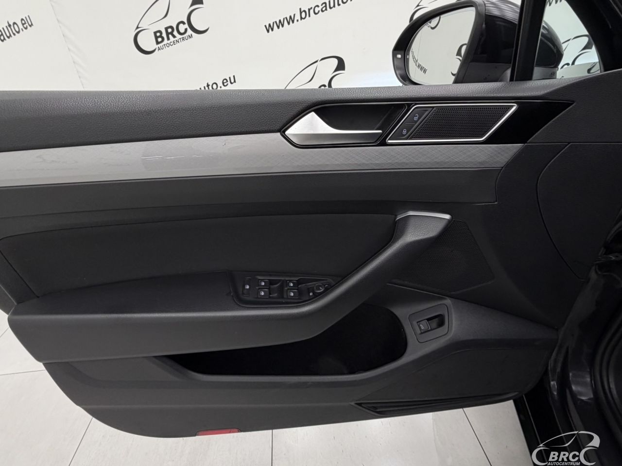 Volkswagen Passat | 18