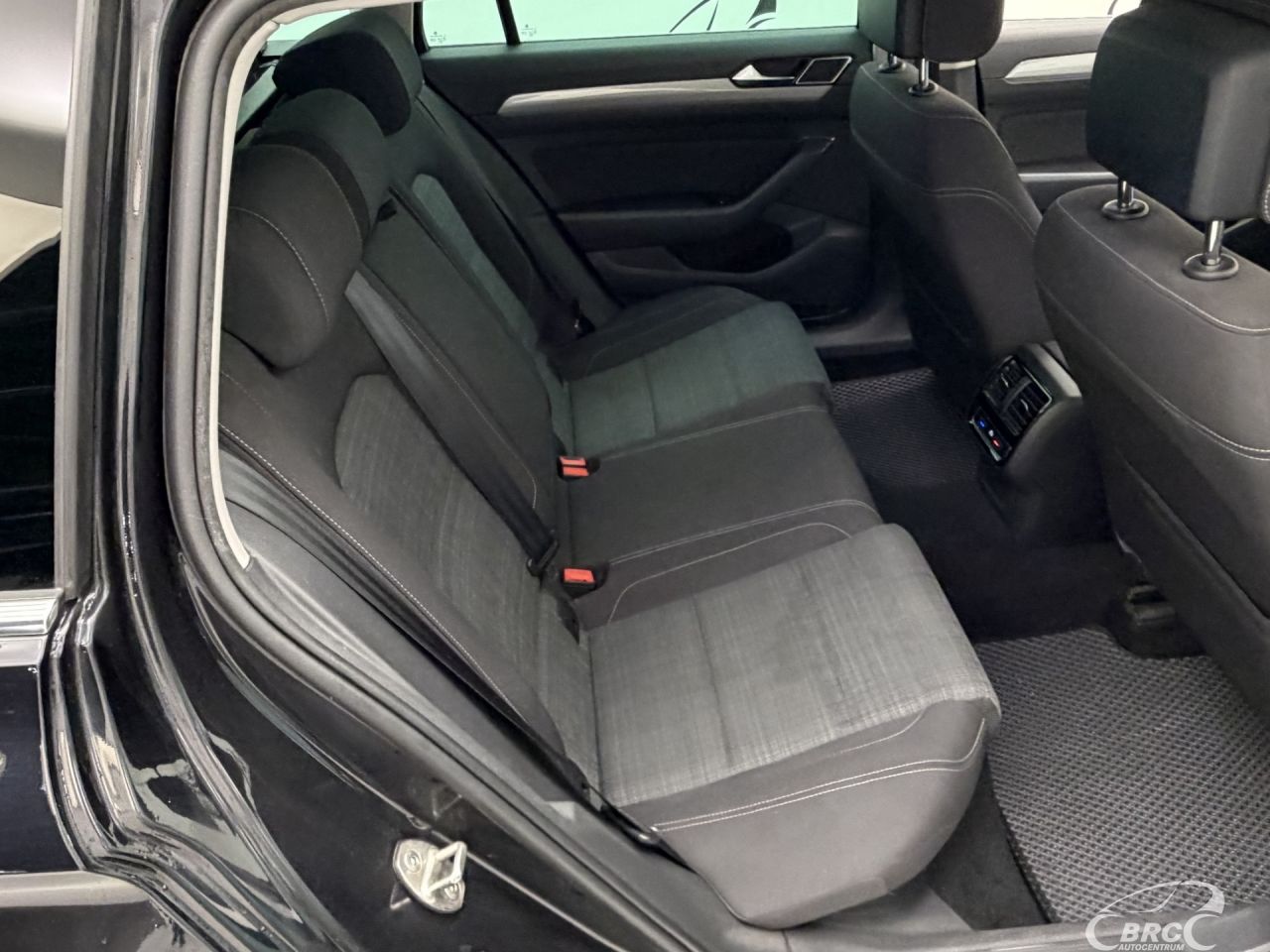 Volkswagen Passat | 8