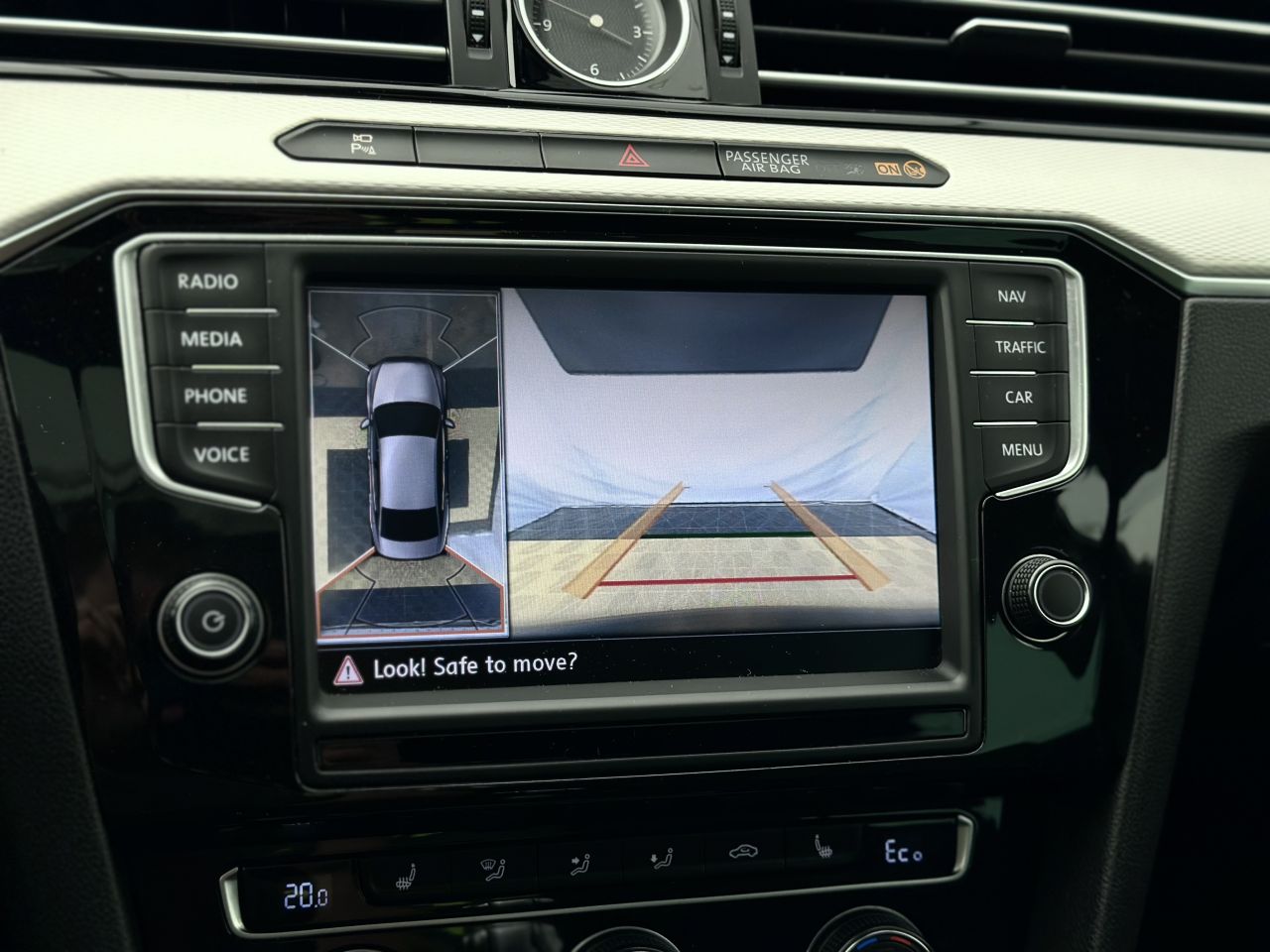 Volkswagen Passat | 23