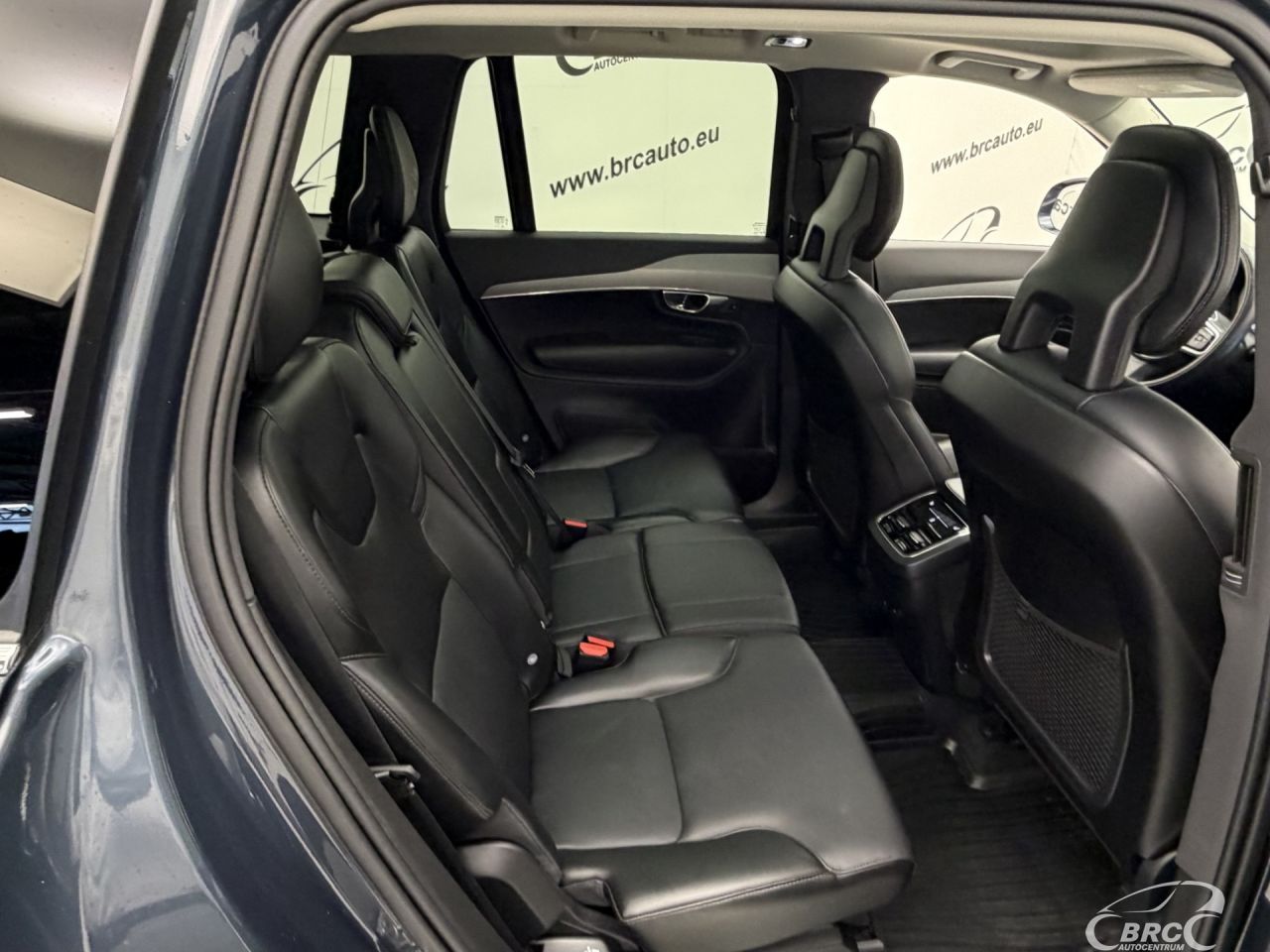 Volvo XC90 | 9