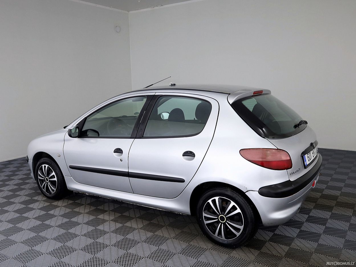 Peugeot 206 | 3