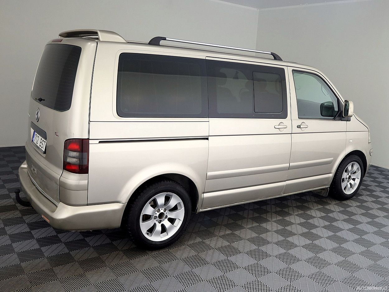Volkswagen Multivan | 2