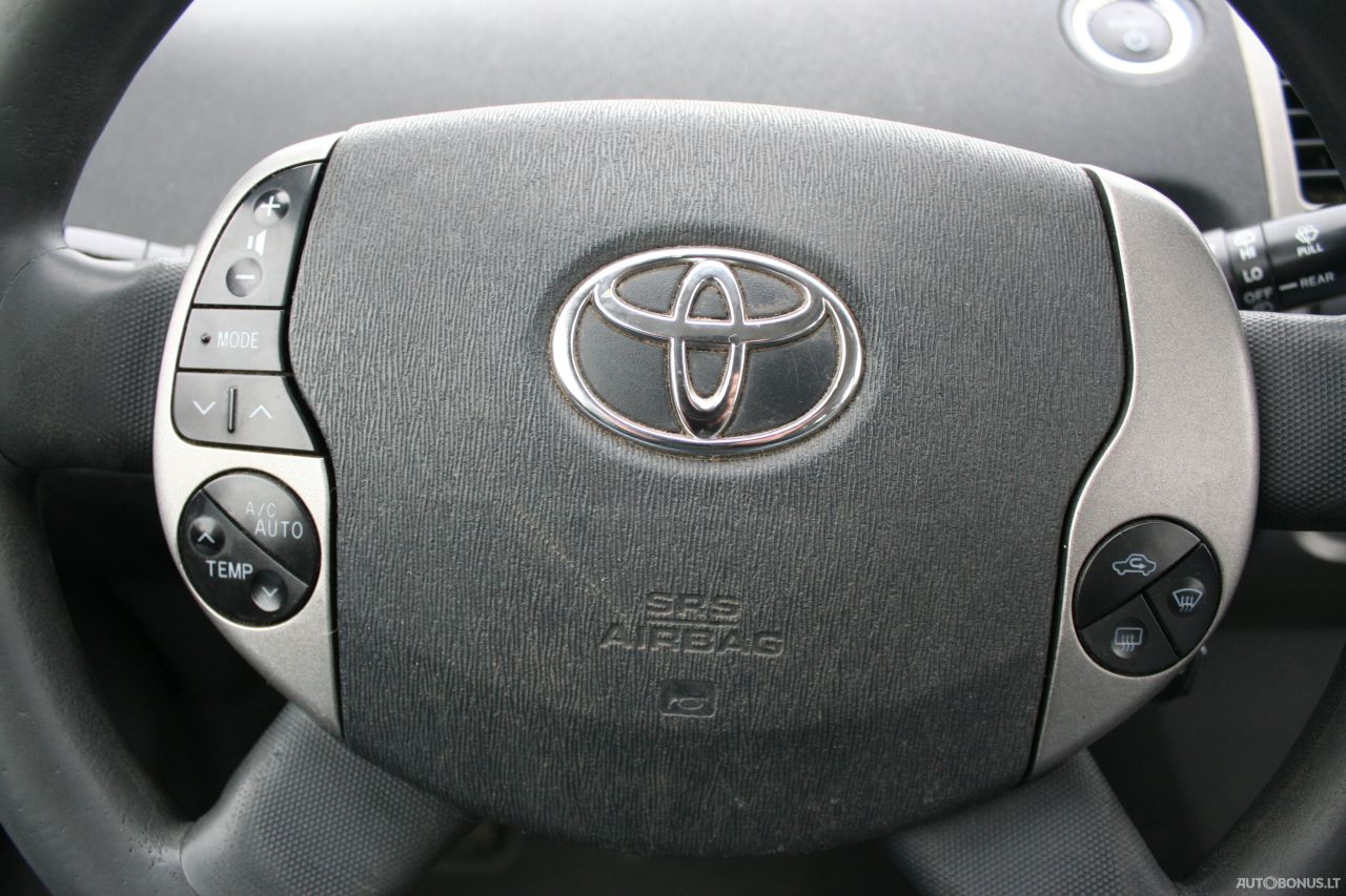 Toyota Prius | 15