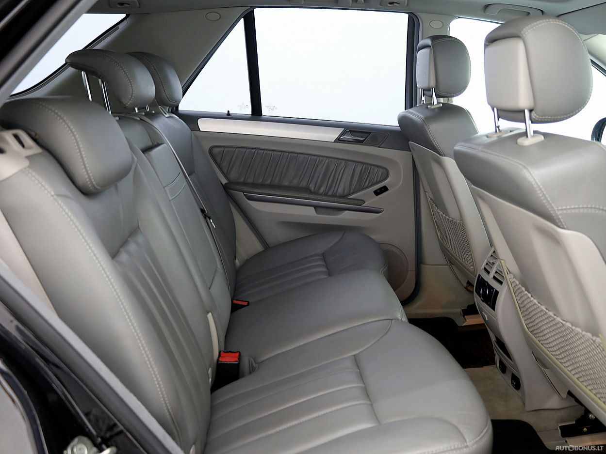 Mercedes-Benz ML320 | 6