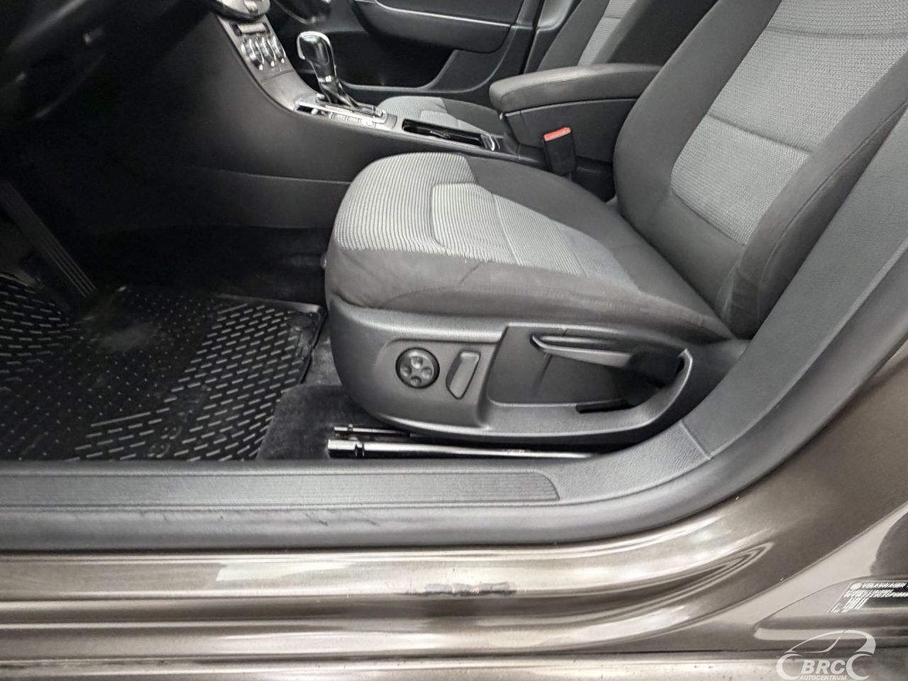 Volkswagen Passat | 18