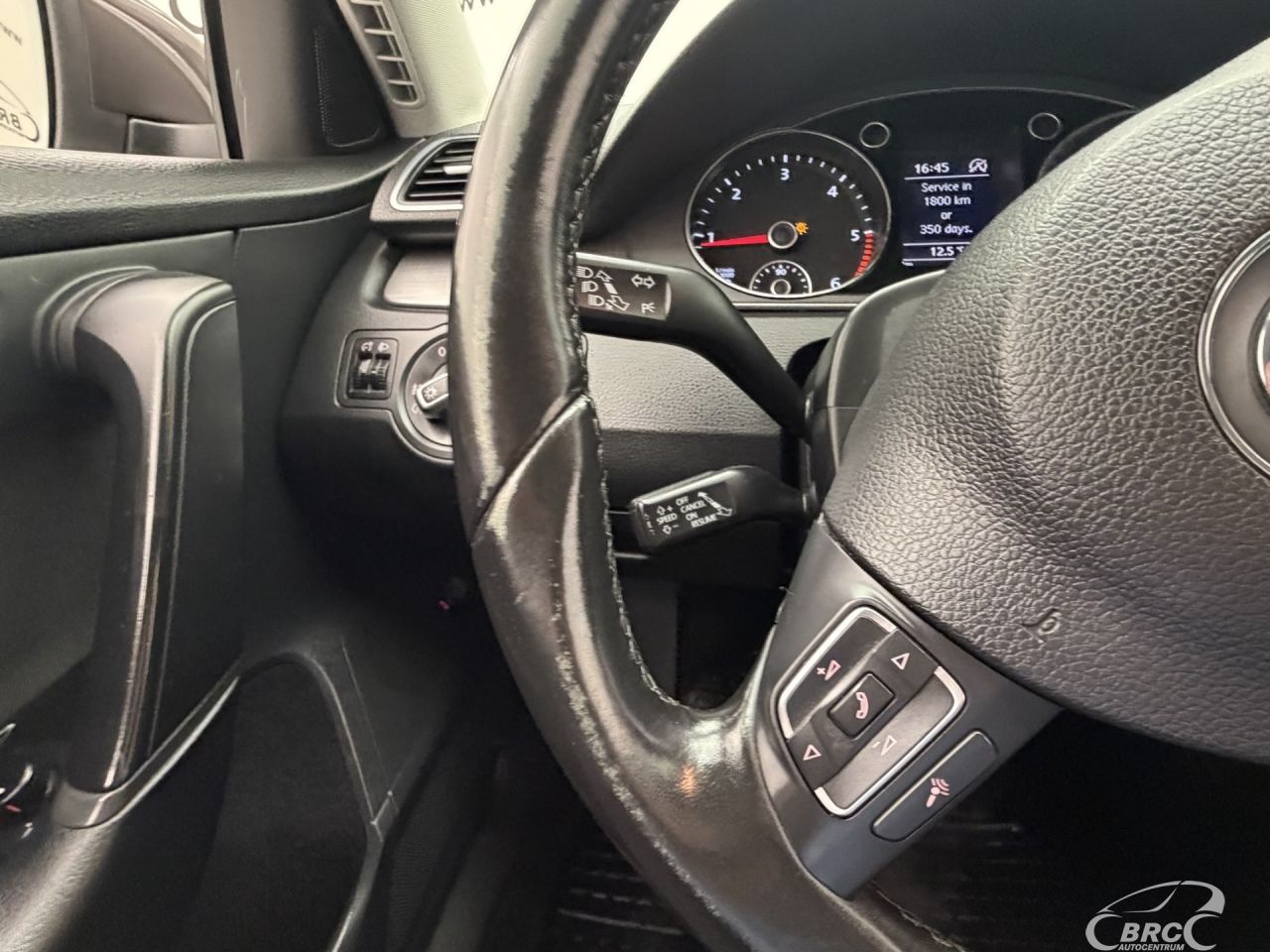 Volkswagen Passat | 28