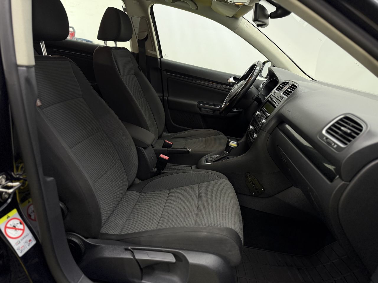 Volkswagen Golf | 13