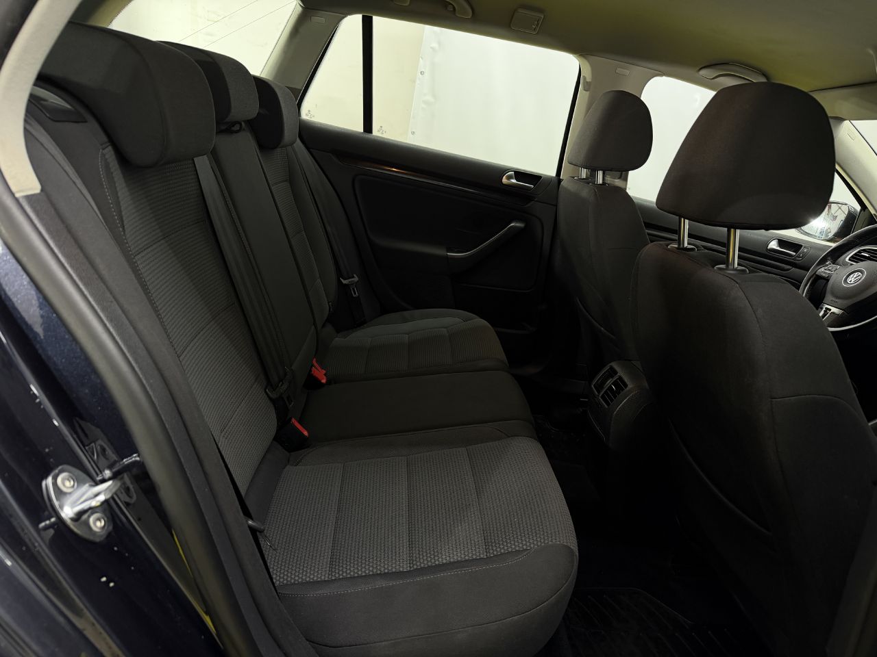 Volkswagen Golf | 11