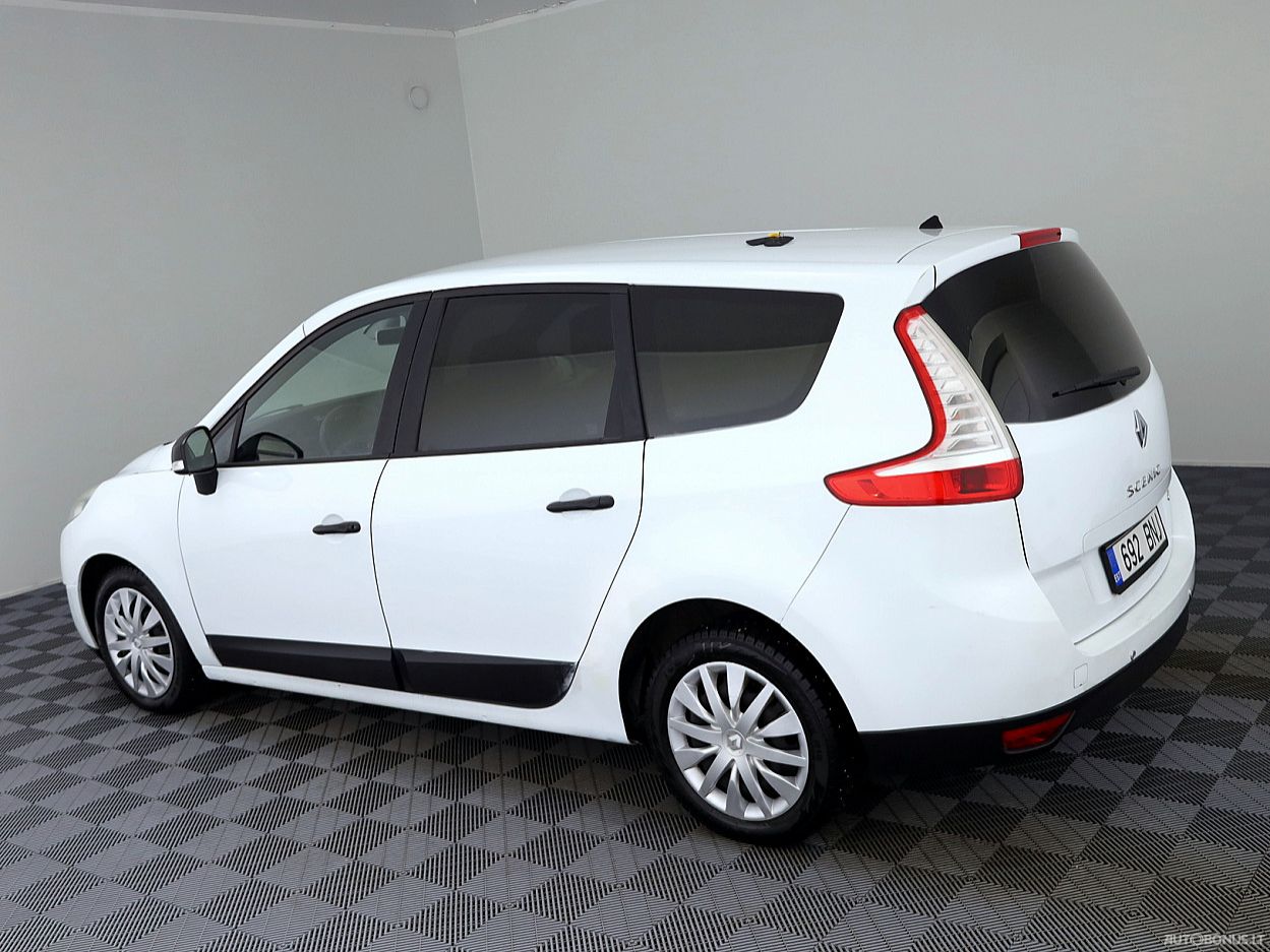Renault Grand Scenic | 3
