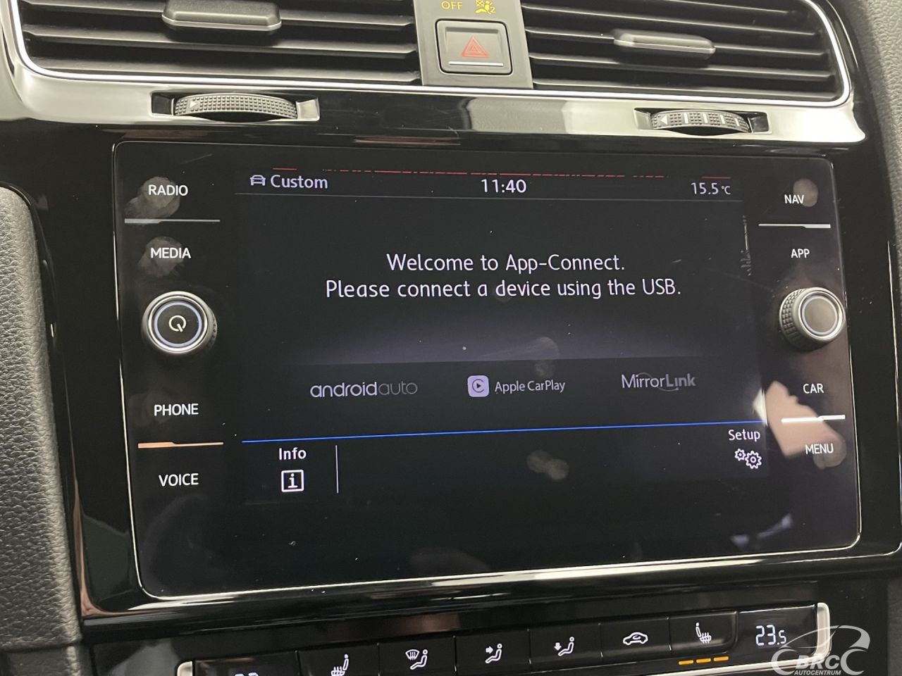 Volkswagen Golf | 37