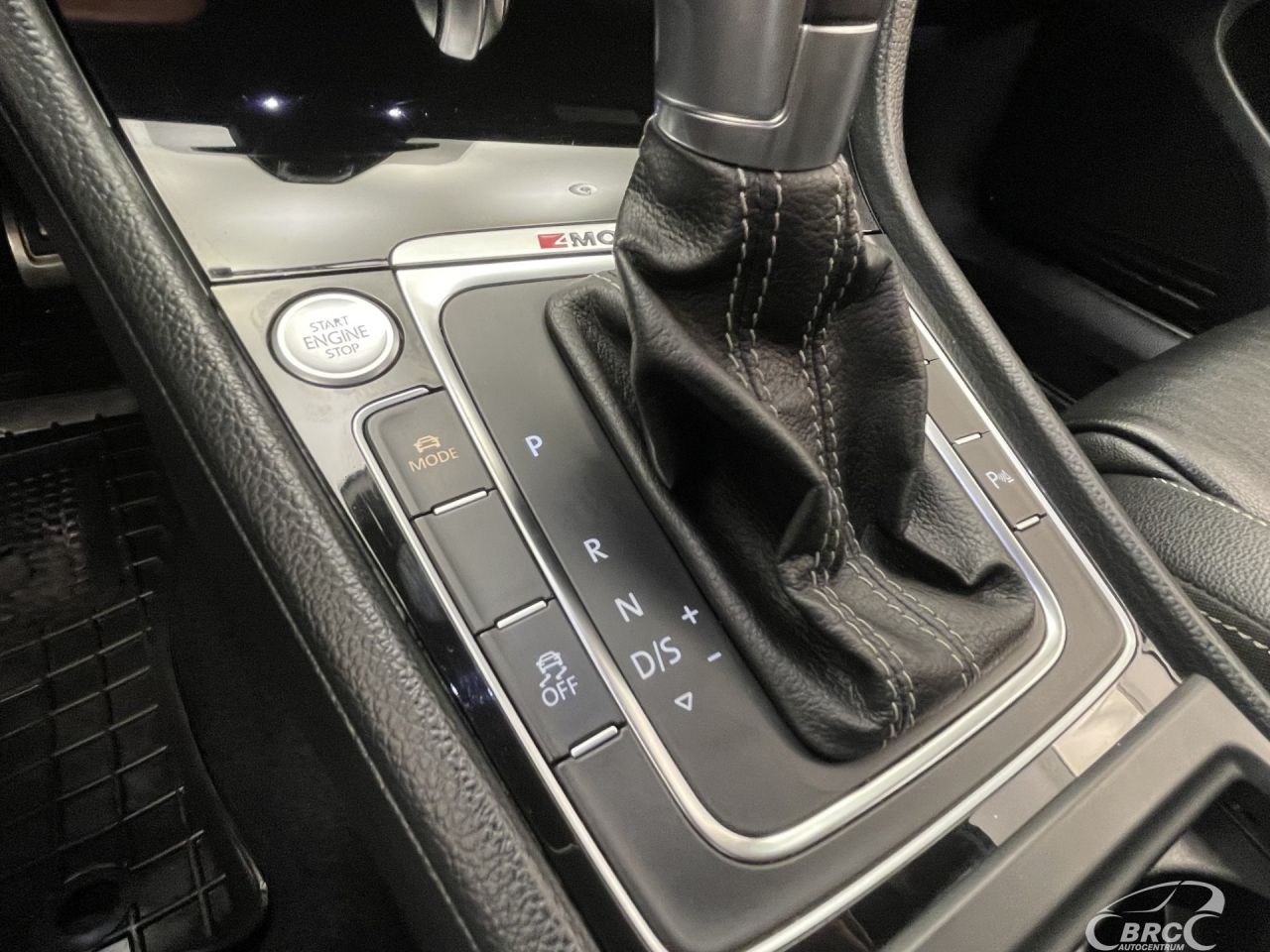 Volkswagen Golf | 23