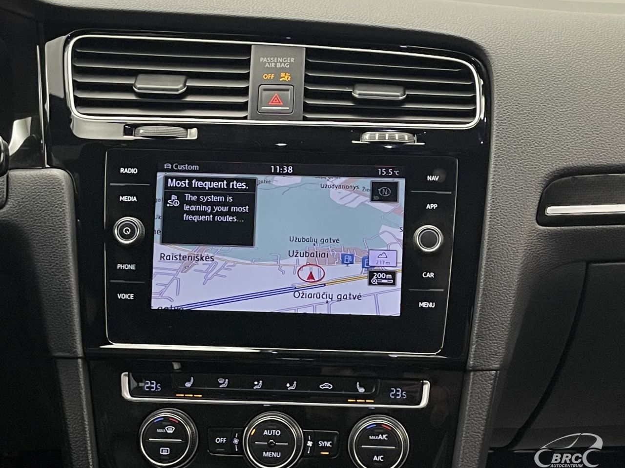 Volkswagen Golf | 14