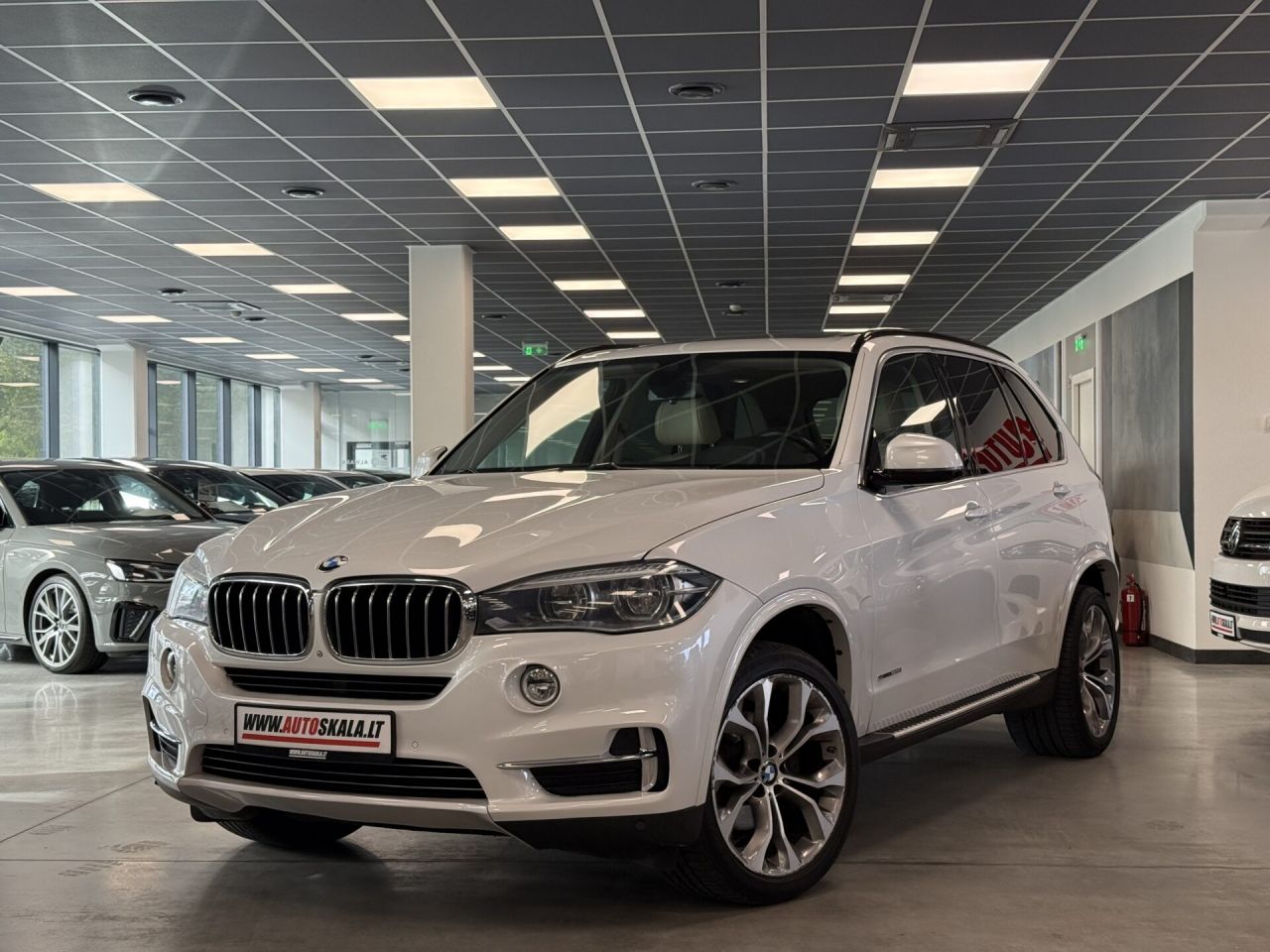 BMW X5 | 1