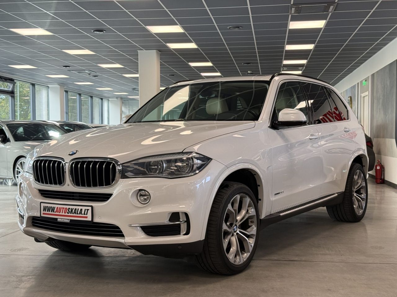 BMW X5 | 6