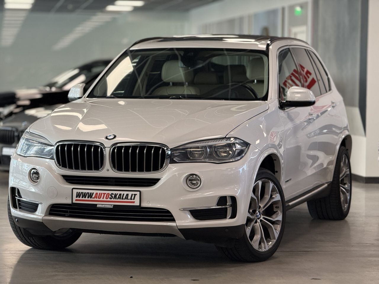 BMW X5 | 9