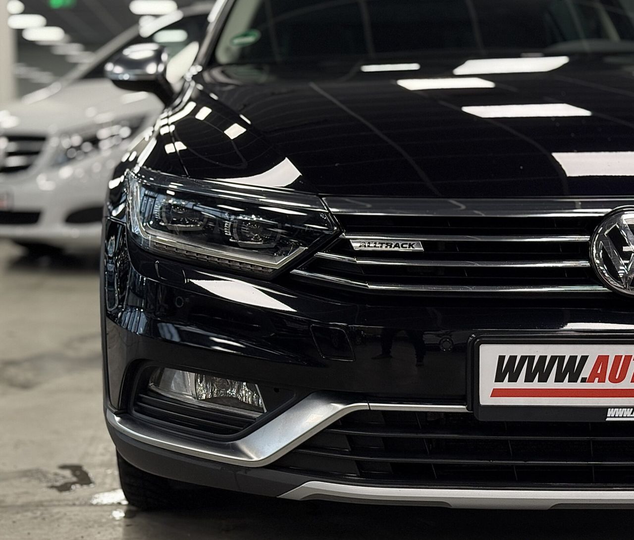 Volkswagen Passat | 25