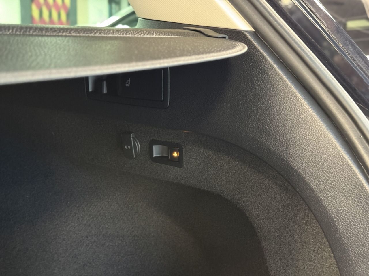 Volkswagen Passat | 37