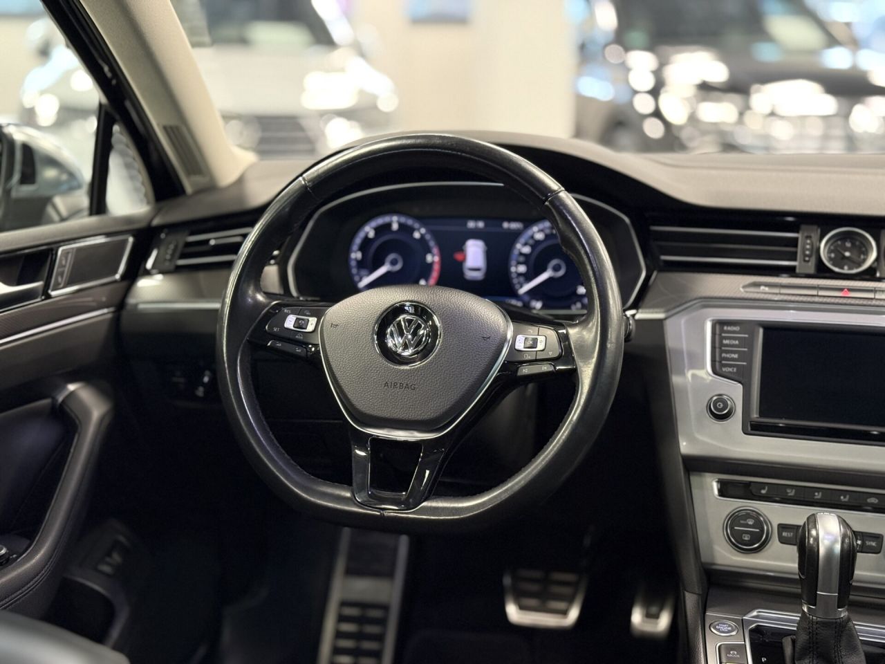 Volkswagen Passat | 38