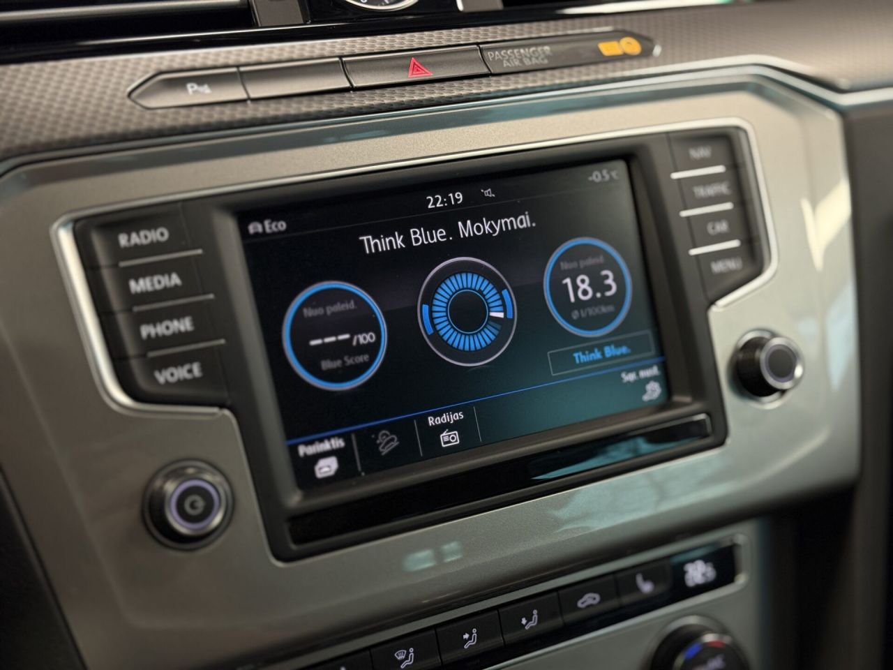 Volkswagen Passat | 41