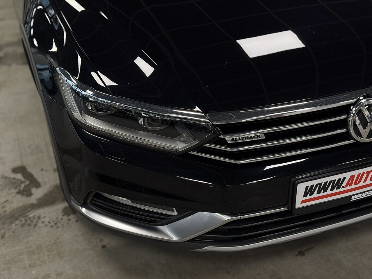 Volkswagen Passat | 24