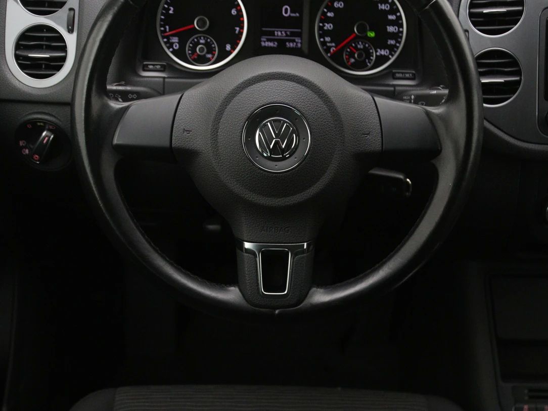Volkswagen Tiguan | 17